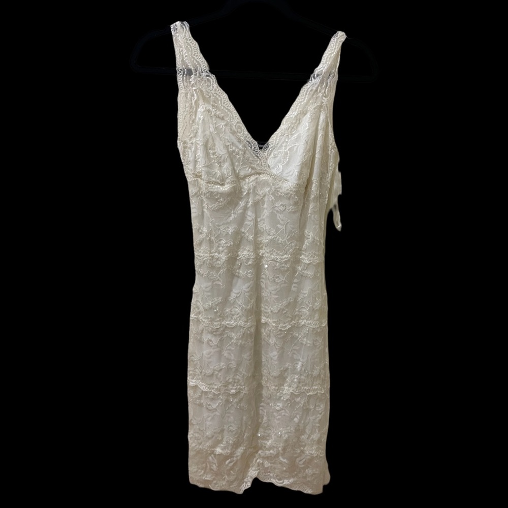 Le Château White lace dress